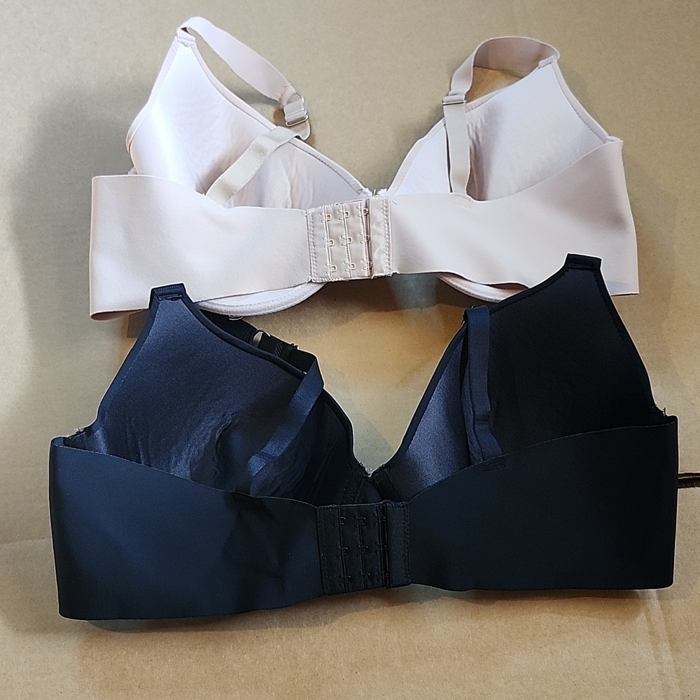 Vince Camuto Black and Tan T-Shirt Bras - Picture 9 of 9